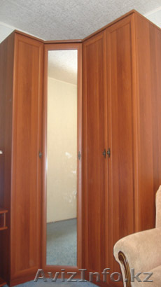 Шкаф угловой, плательный и пенал (с полками), тумба под ТВ - Изображение #1, Объявление #314769