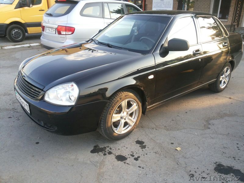 продам приору полу-люкс год выпуска 2012 цвет черный - Изображение #1, Объявление #1320206