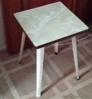 стол и 4 табуретки  - Изображение #1, Объявление #1581477
