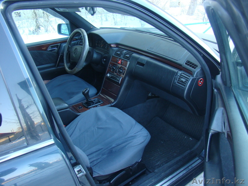 Продам Мерседес Е200. - Изображение #2, Объявление #583941