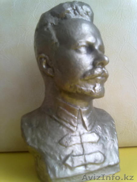 продам редкий бюст фрунзе ссср 1960-1965 - Изображение #1, Объявление #895324
