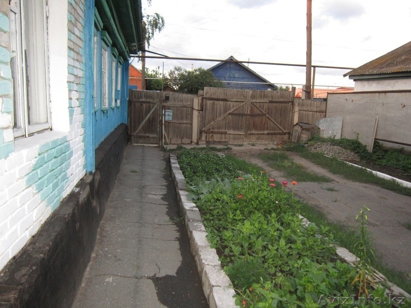 Продаю дом в Затобольске(5 км от Костаная) - Изображение #2, Объявление #930347