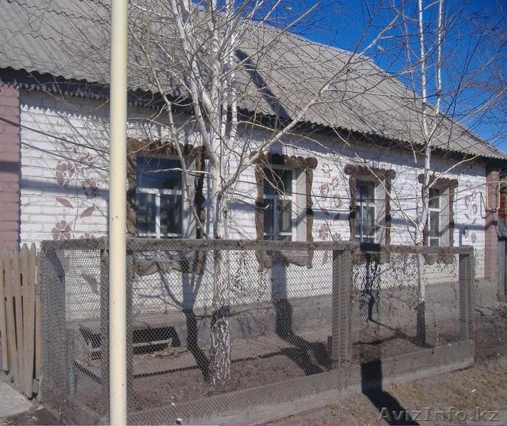 Продам кирпичный дом в центре города из 3-х комнат - Изображение #1, Объявление #1360878